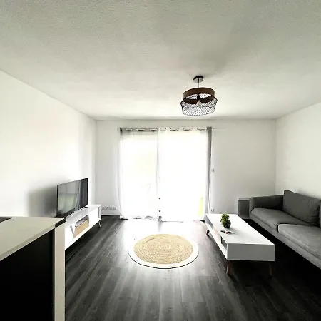 Aigues Marines - Spacieux Avec Parking Et Terrasse Appartamento *