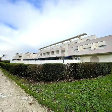 Aigues Marines - Spacieux Avec Parking Et Terrasse