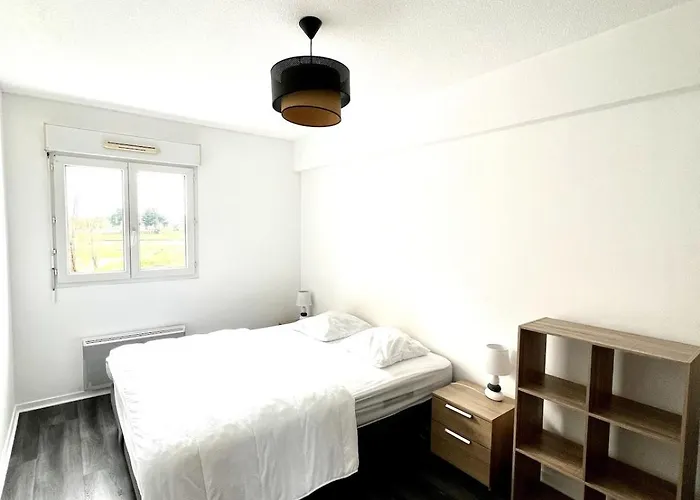 Aigues Marines - Spacieux Avec Parking Et Terrasse Apartment Aytre